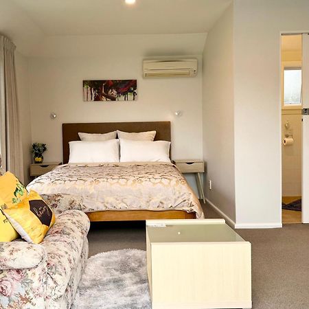 Cozy And Sunny Room Near City To Seapath Крайстчърч Екстериор снимка