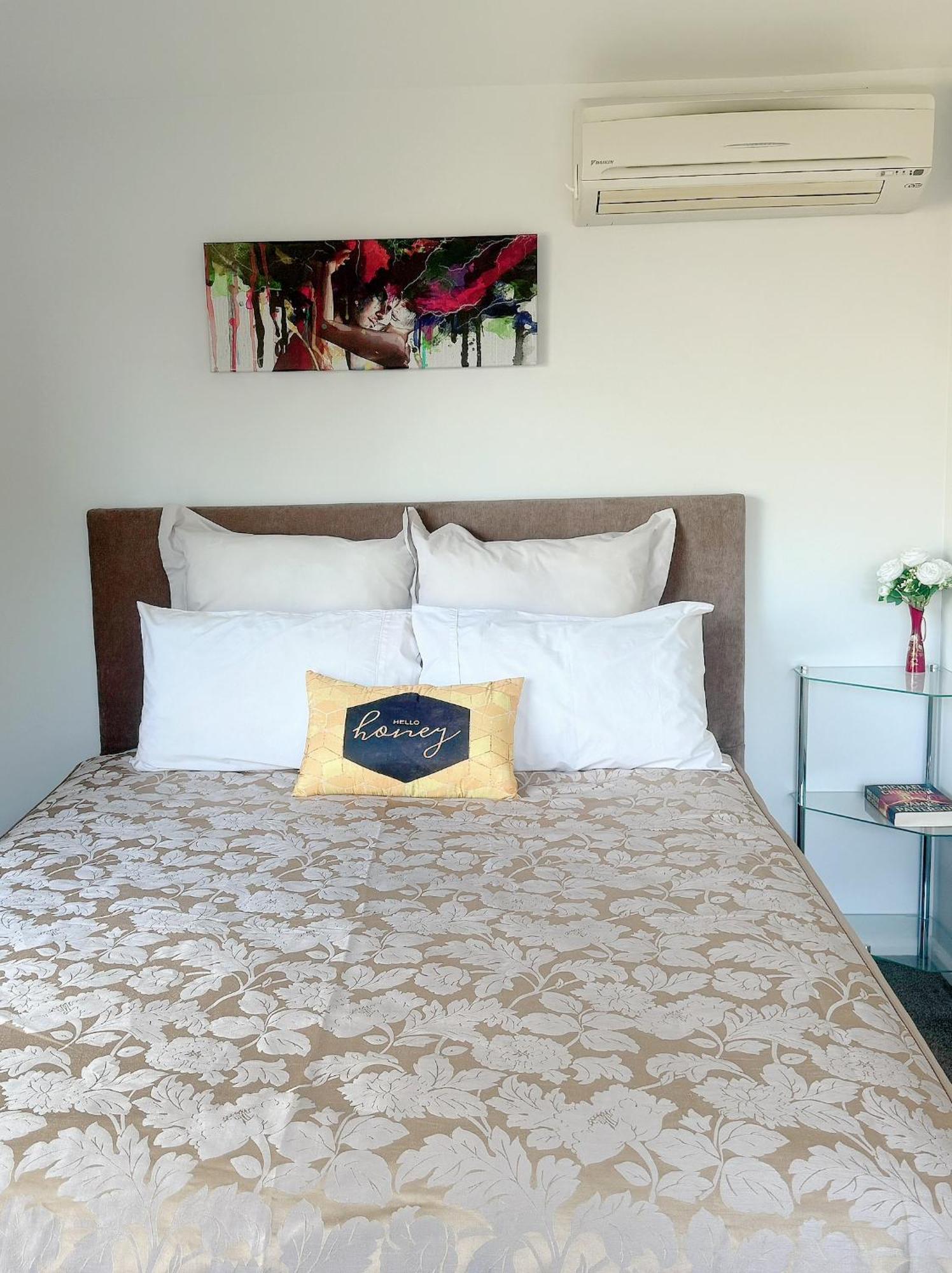 Cozy And Sunny Room Near City To Seapath Крайстчърч Екстериор снимка