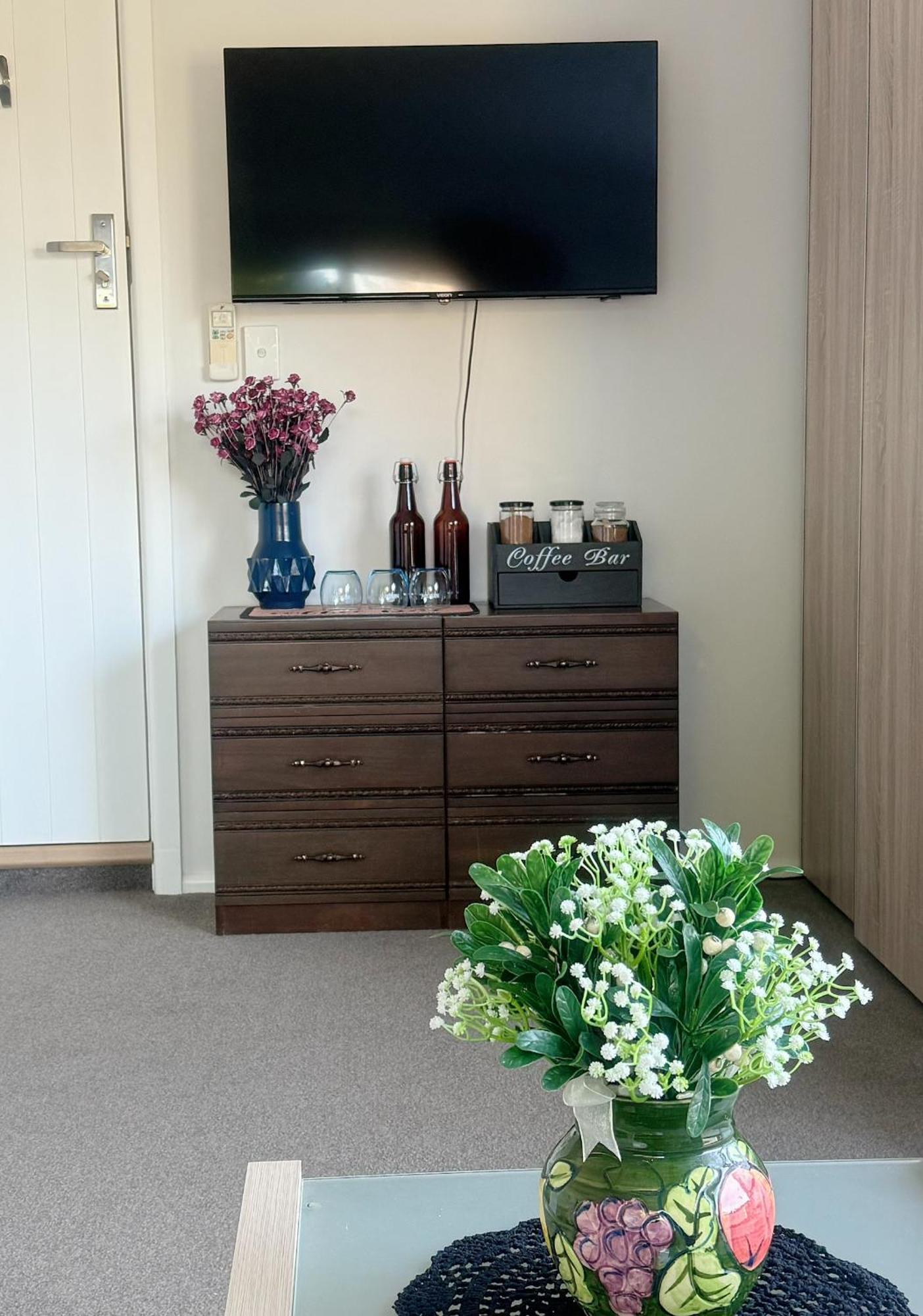 Cozy And Sunny Room Near City To Seapath Крайстчърч Екстериор снимка
