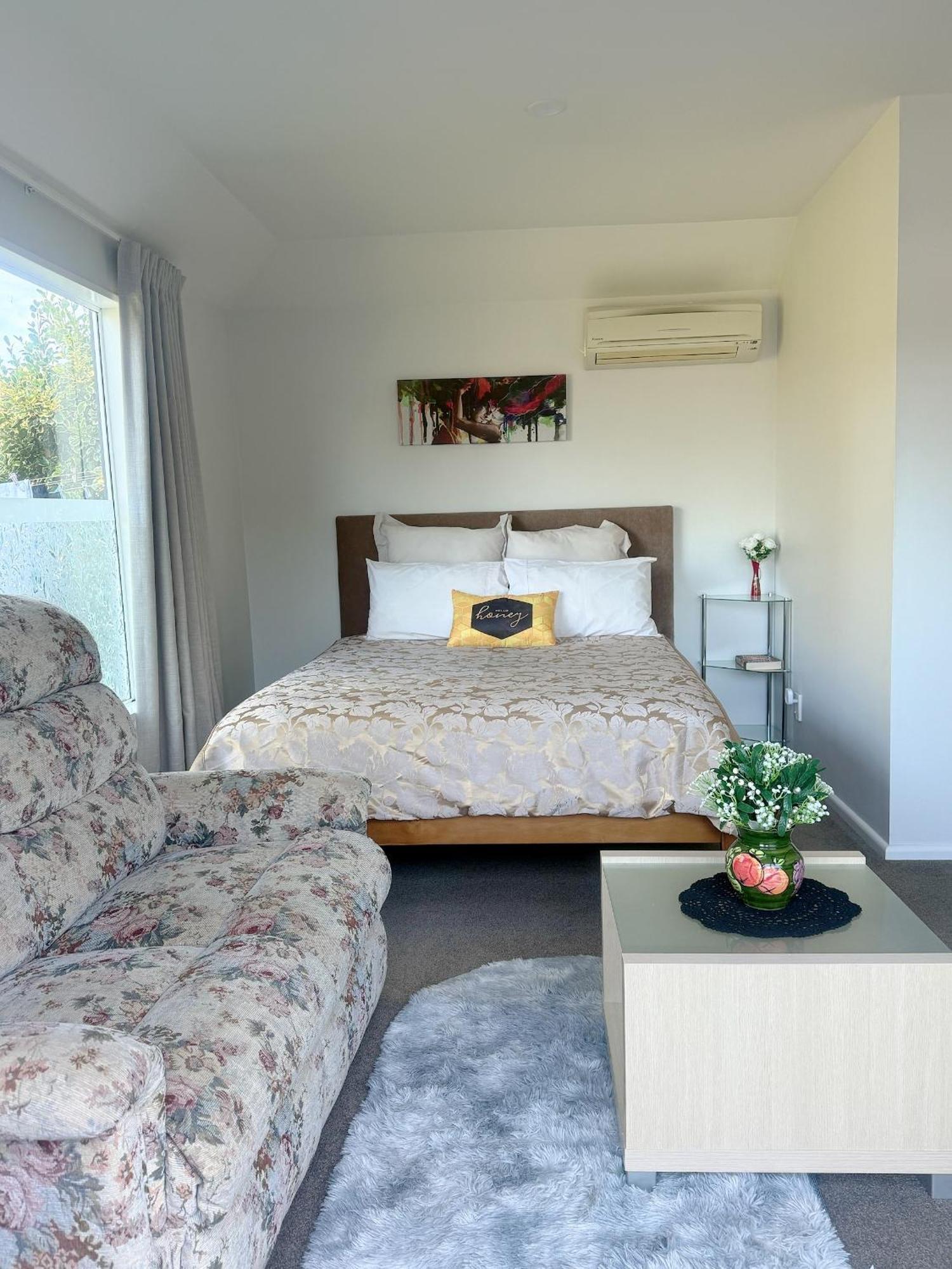 Cozy And Sunny Room Near City To Seapath Крайстчърч Екстериор снимка