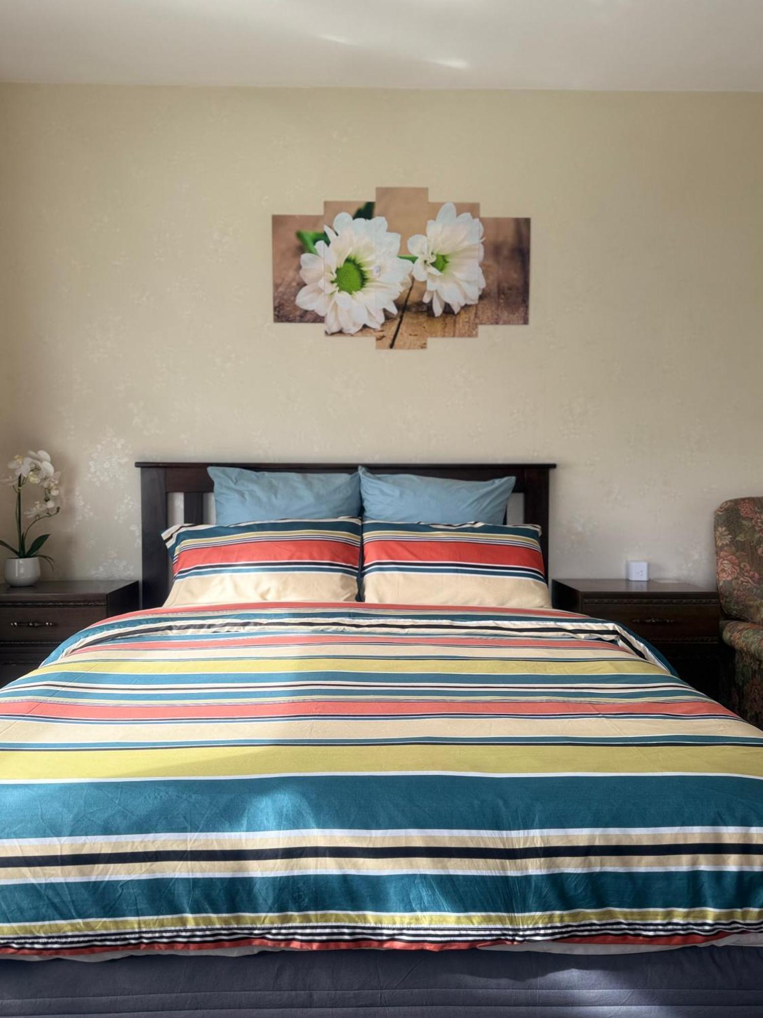 Cozy And Sunny Room Near City To Seapath Крайстчърч Екстериор снимка