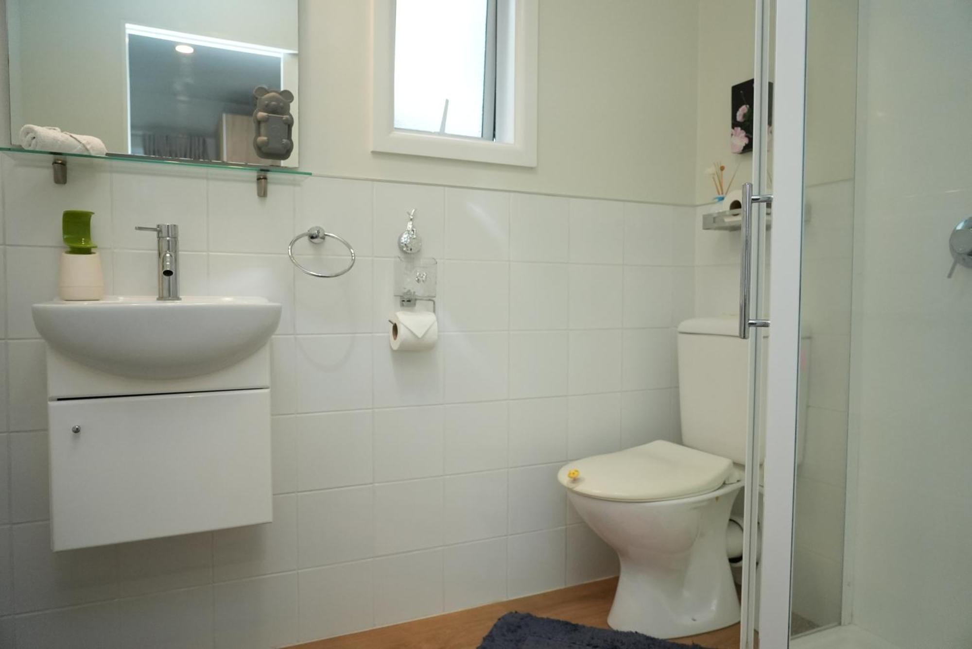 Cozy And Sunny Room Near City To Seapath Крайстчърч Екстериор снимка